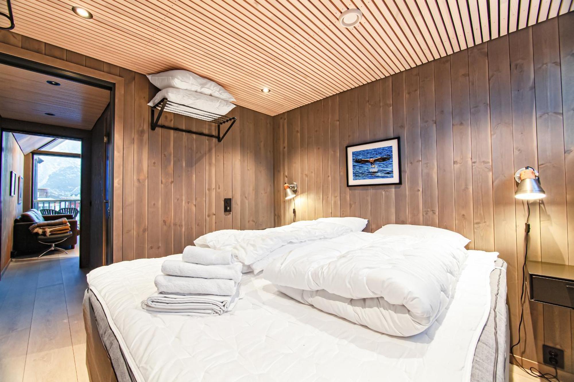 Rorbuleilighet Lysoysundet 1G Henningsvaer Exterior foto